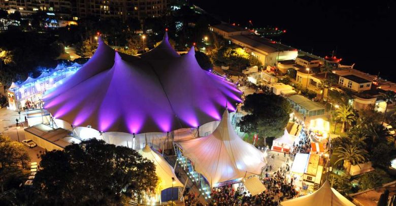 Международный фестиваль Цирка в Шапито Фонвьей