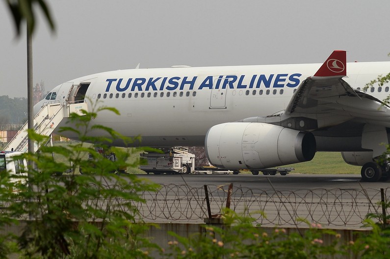 Боинг Turkish ailines в аэропорту Ниццы