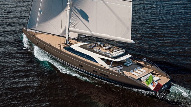 Яхта от Perini Navi