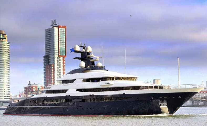 127-метровая яхта YXXI Yacht Design и другие новости
