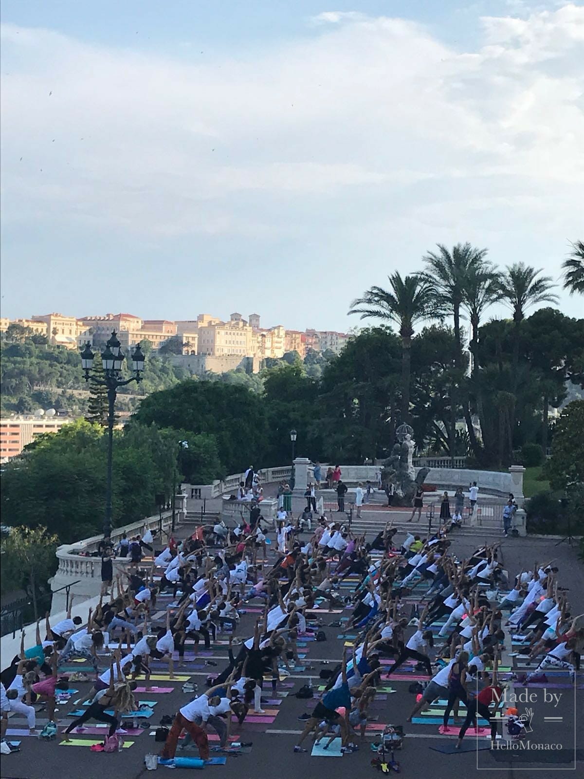 Yoga Solstice на террасе Казино Монте-Карло - баланс для всех
