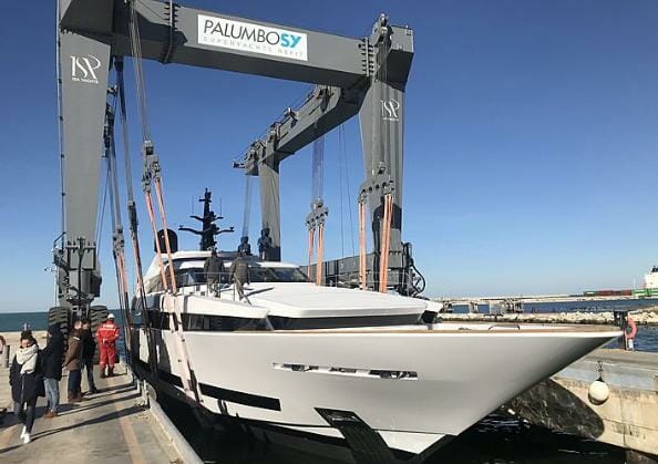 Продажа 125-метровой суперъяхты Gaja и другие новости