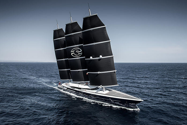 Oceanco получает награду за 2 суперъяхты и другие новости