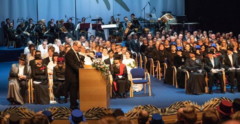 Дела княжеские: князю Монако вручили диплом Почетного доктора в Финляндии