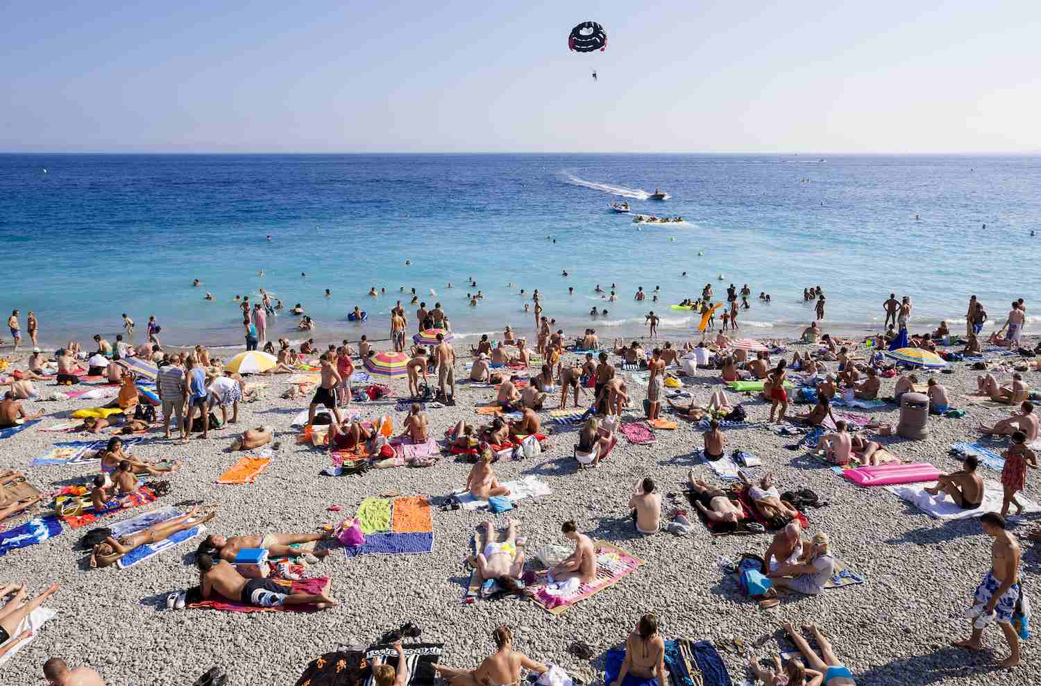 Новый закон оставляет пляжи Лазурного берега в подвешенном состоянии
