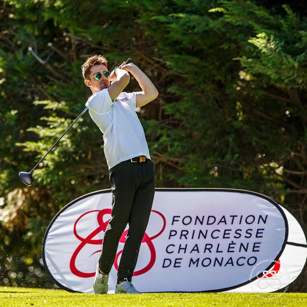 Знаменитости и любители гольфа сразились за Кубок принцессы Монако