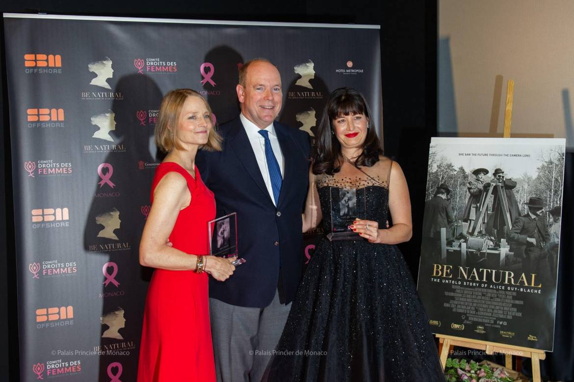 Дела княжеские: Альбер II поддержал инициативу по борьбе с раком груди от Pink Ribbon