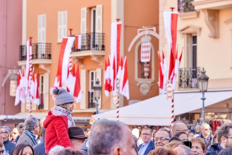 Выдача приглашений на празднование Национального дня Монако