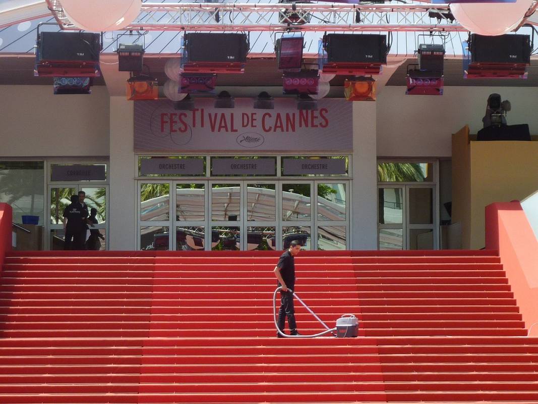 Виртуальный Каннский фестиваль назвал 56 фильмов-победителей