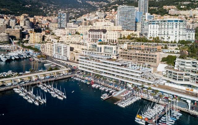 Третья серия знаменитой регаты завершает зимний сезон Монако