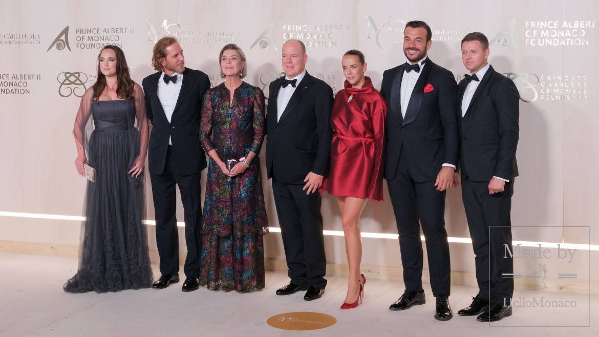 Почётная гостья гала Монте-Карло: Шэрон Стоун блистает в Монако