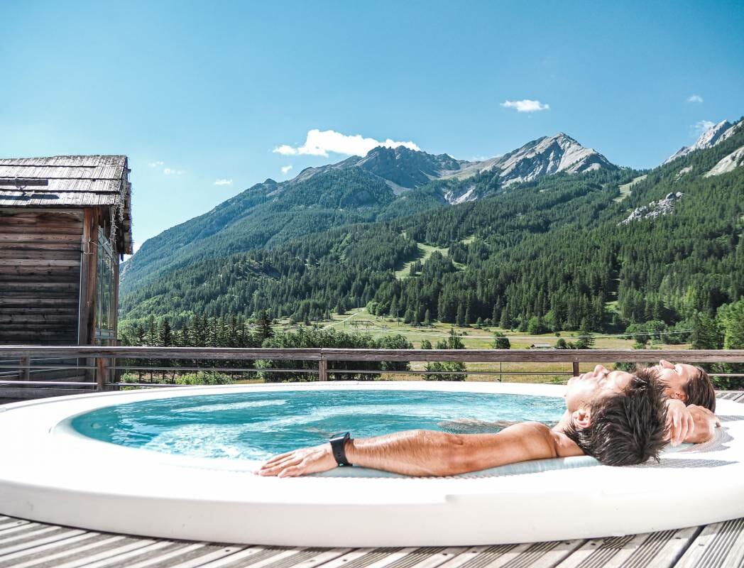 Les Grands Bains du Monêtier, спа-курорт в самом сердце Южных Альп