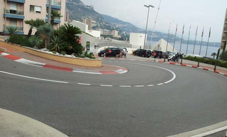 Три гонки в Монако: монтаж трассы идёт полным ходом