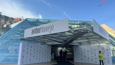 Amber Lounge: пилоты Формулы-1 на подиуме в Монако